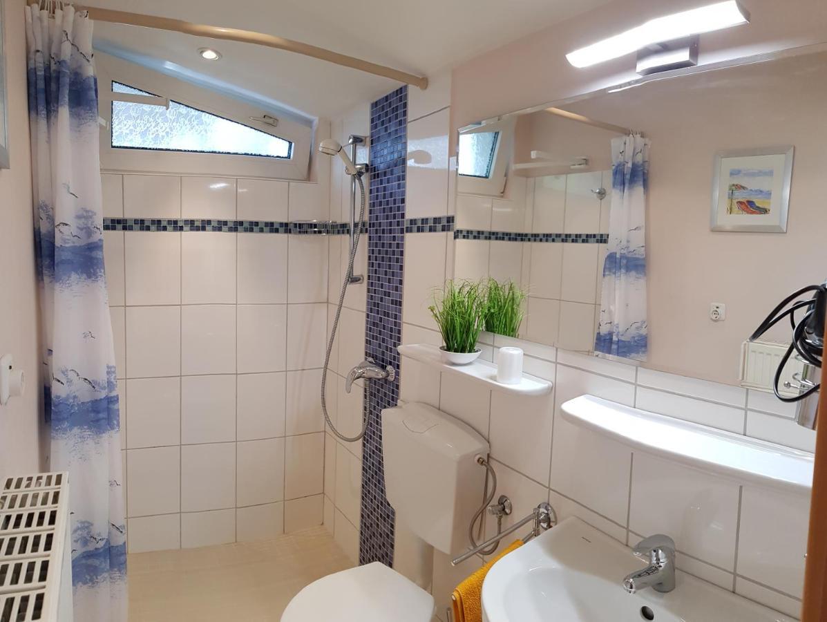 Ferienwohnung Graf Strandgut Karlshagen エクステリア 写真